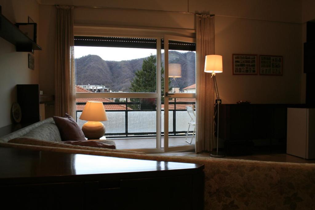 B&B Come A Casa Como Ngoại thất bức ảnh