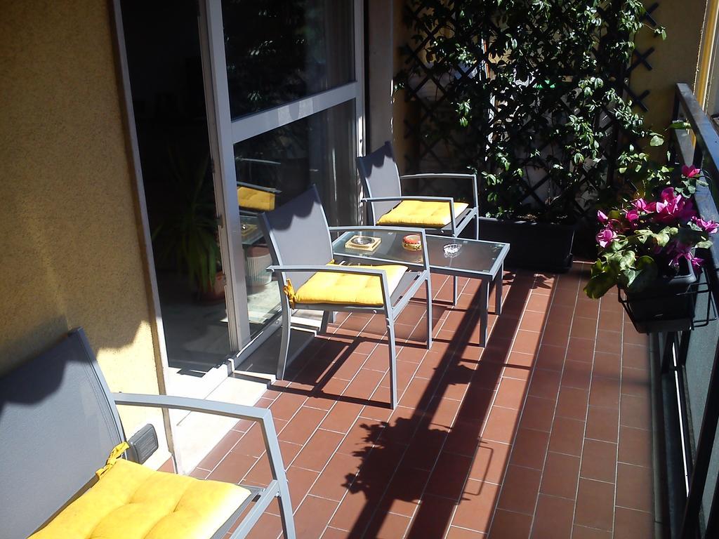 B&B Come A Casa Como Ngoại thất bức ảnh